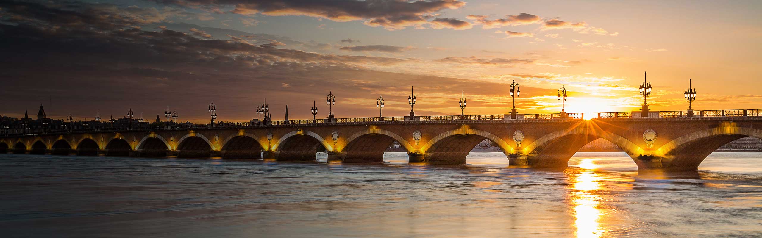 Pont de pierre in Bordeaux