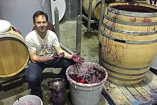 Jörn Goziewski im Weinkeller