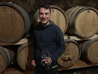 Beim Weingut Saalwächter