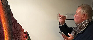 Heiner Lobenberg bei der Verkostung