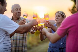 Vinavlerfamilien Lamothe-Despujols udbringer en skål