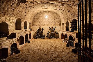 Weinlagerung im Weinkeller Perrier Jouet Weinlagerung im Weinkeller Perrier Jouet