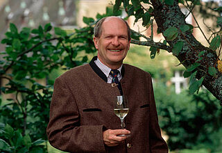 Dr. Carl von Schubert