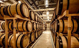 Fasslager beim Weingut