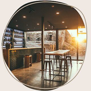 Hyggelig atmosfære i et smagerum