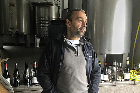 José Luis Mateo bei der Weinprobe, Weingut Muradella