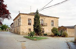 Udsigt over gårdspladsen på Matallana-vingården