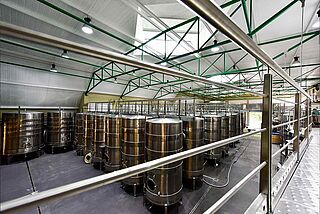 Weintanks auf dem Weingut Klein Constantia