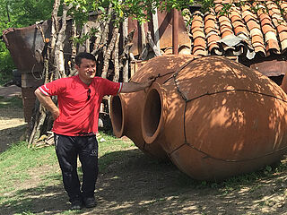 Traditionelle Amphore in Georgien