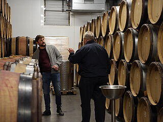 Heiner mit Stephane Ogier in seinem Weinkeller