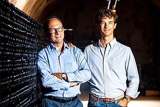 Winzer des Weinguts Philipponnat im Weinkeller