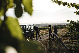 Die Winzer Christmann Und Kauffmann auf ihrem Weingut