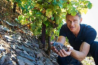 Roman Niewodniczanski auf dem Weingut Van Volxem