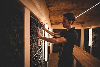 Winzerin Weinkeller Clos Rougeard