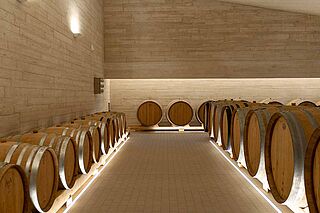 Weinkeller und Weinfaesser Ossian Weinkeller und Weinfaesser Ossian
