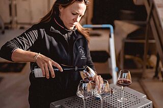 Rotweinverkostung auf dem Weingut Amiot-Servelle Rotweinverkostung auf dem Weingut Amiot-Servelle