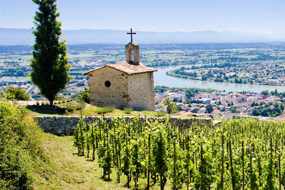 Kirche auf dem Eremitage Berg Kirche auf dem Eremitage Berg