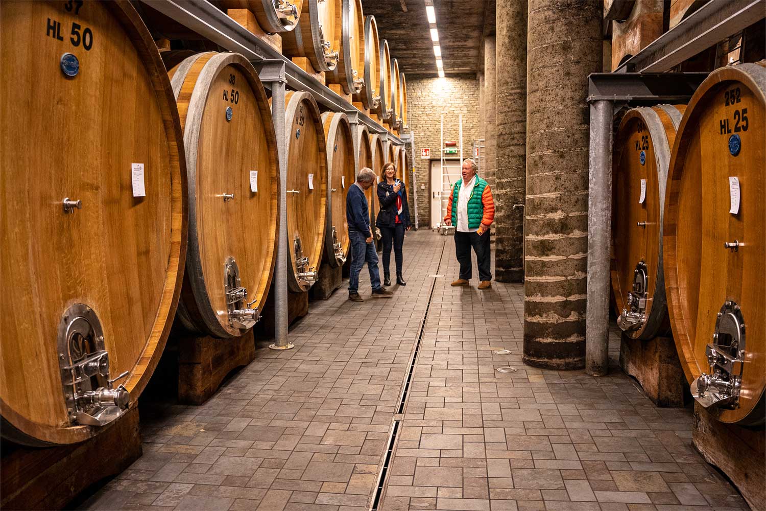 Weinkeller der Produttori del Barbaresco